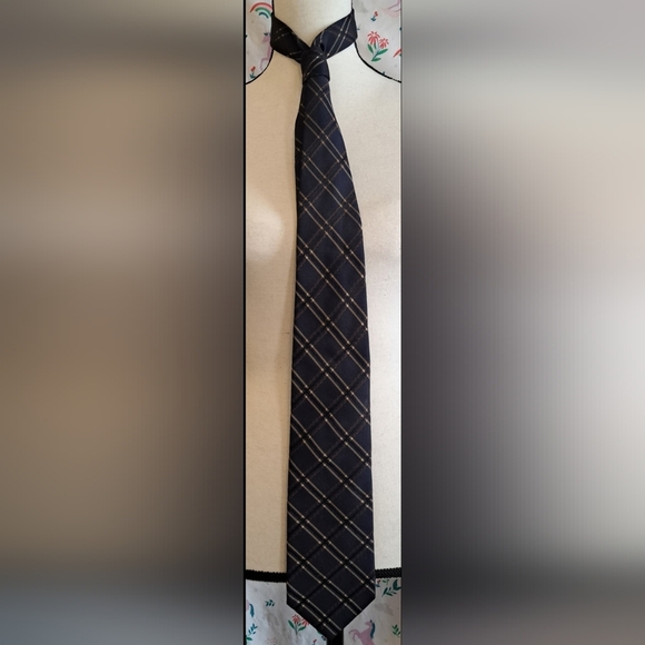 EUC Burberry Dark Tone Navy Blue Nova Check Business Office Work Formal Tie - Picture 1 of 4